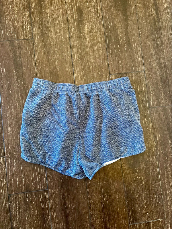 Size medium H&M shorts 3