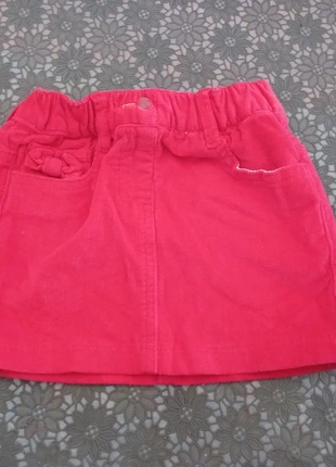 Jupe velours, marke: Tricky tracks, zustand: Sehr gut, größe: 6-9 Monate / 68, 2,00 €, 2,80 € inklusive Vinted-Käuferschutz