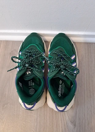 Baskets vert sapin Adidas, marque: adidas, état: Très bon état, taille: 36, 35,00 €, 37,45 € Protection acheteurs incluse