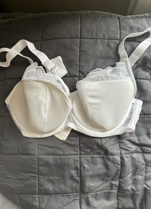 Soutien gorge gorteks, marque: Gorteks, état: Neuf avec étiquette, taille: 100E, 10,00 €, 11,20 € Protection acheteurs incluse