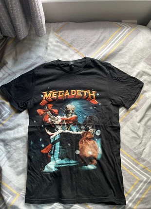 Metal Megadeth Christmas shirt, brand: Gildan, condition: Very good, size: S, €13.00, €14.35 includes Buyer Protection
