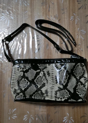 Sac à main verni, zustand: Sehr gut, 3,00 €, 3,85 € inklusive Vinted-Käuferschutz