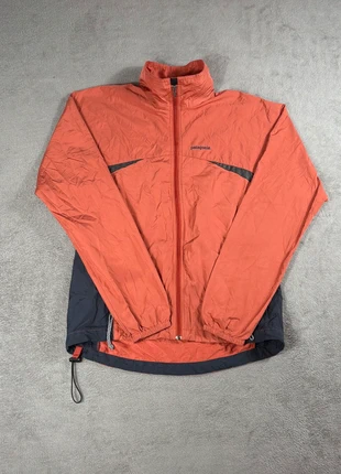 Veste coupe vent vintage en full zip orange et noire Patagonia Integral Jacket femme taille S, marque: Patagonia, état: Très bon état, taille: S / 36 / 8, 49,00 €, 52,15 € Protection acheteurs (Pro) incluse