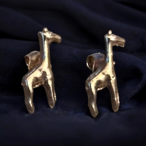 Golden giraffe stud post earrings 2