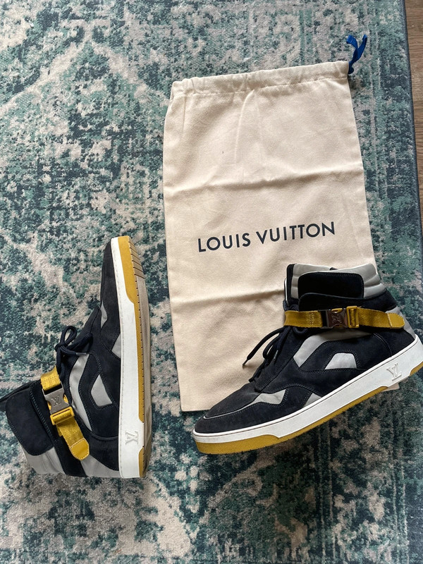 Chaussure Louis Vuitton - Vinted
