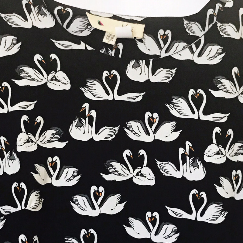 Yumi black&white Swan print blouse, Size S 5