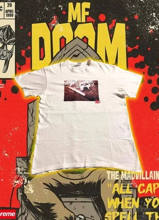 T shirt Supreme, marca: Supreme, estado: Muito bom, tamanho: M, €46.00, €49.00 inclui Proteção do Comprador