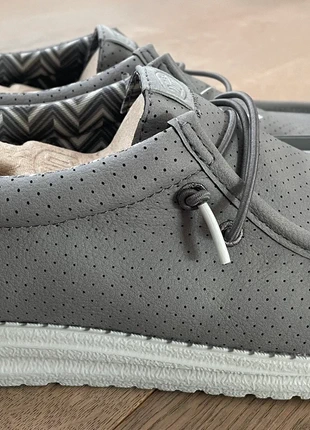 HeyDude, marque: Hey Dude, état: Neuf avec étiquette, taille: 42, 40,00 €, 42,70 € Protection acheteurs incluse