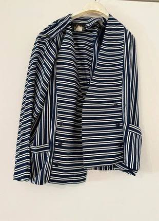 Blazer rayé bleu marine/blanc Gina Bacconi Taille : 16 (UK)/ 44 FR EU, marque: Gina Bacconi, état: Bon état, taille: XXL / 44 / 16, 15,00 €, 16,45 € Protection acheteurs incluse