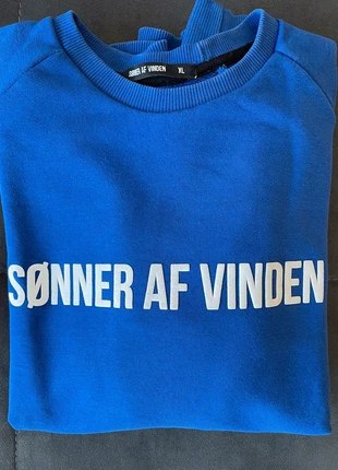 Blau Pulli, marke: Sonstiges, zustand: Sehr gut, größe: L, 15,00 €, 16,45 € inklusive Vinted-Käuferschutz