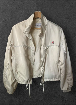 Y2K Bershka Windbreaker – Beige 2000s Cropped Zip Jacket, brand: Bershka, condizioni: Nuovo senza cartellino, taglia: M / IT 42 / EU 38, €8.00, €9.10 include la Protezione acquisti