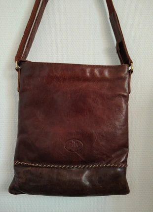 Sac besace en cuir vintage marron – doublure tartan – bandoulière réglable, marque: Vintage Dressing, état: Très bon état, 22,00 €, 23,80 € Protection acheteurs incluse