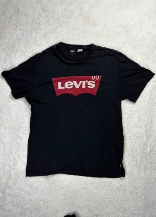 T-shirt levi’s noir, merk: Noir, staat: Heel goed, maat: M, € 7,00, € 8,05 inclusief Kopersbescherming