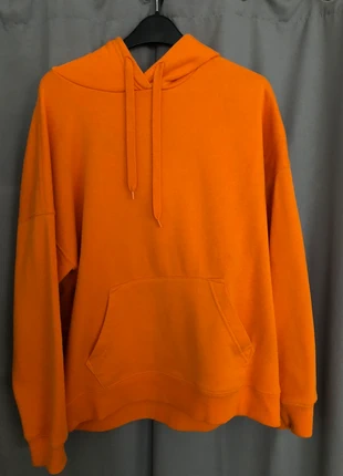 Sweat à capuche orange, marke: New Yorker, zustand: Sehr gut, größe: S / 36 / 8, 5,00 €, 5,95 € inklusive Vinted-Käuferschutz
