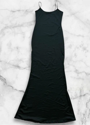 Robe noire longue coupe sirène moulante taille S, marke: Aesthetic, zustand: Neu, größe: S / 36 / 8, 15,95 €, 17,45 € inklusive Vinted-Käuferschutz