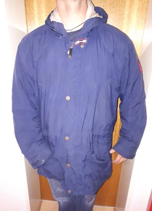 Blaue Herrenwinterjacke von Helly Hansen Größe L, brand: Helly Hansen, condizioni: Buone, taglia: L, €50.00, €53.20 include la Protezione acquisti