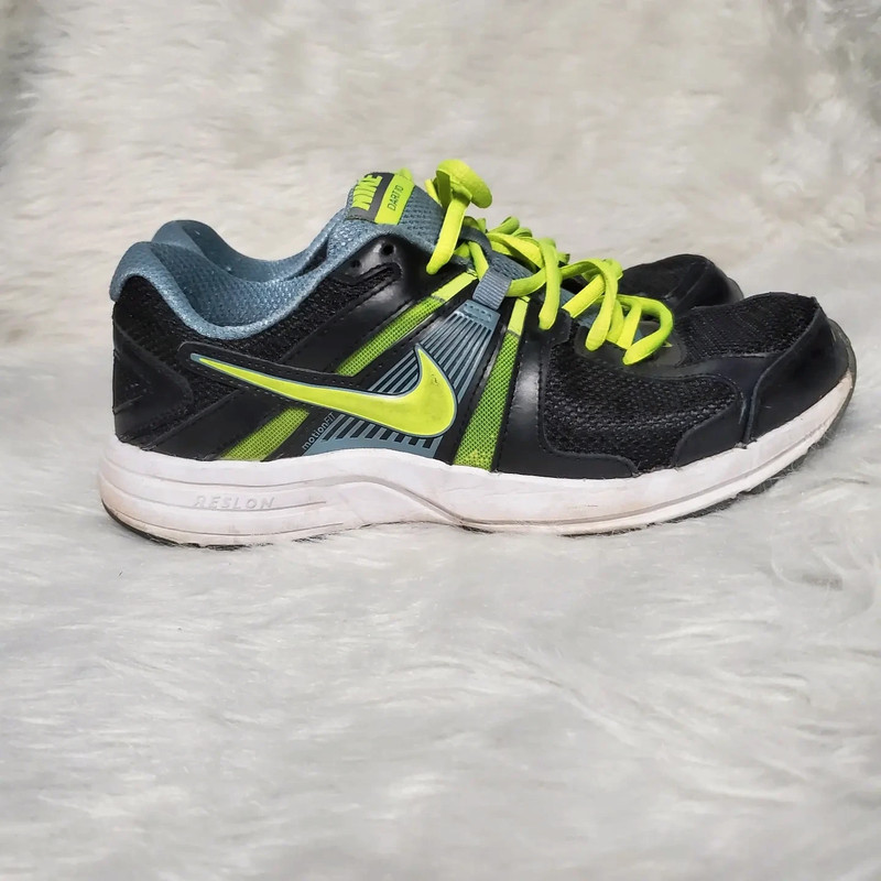 stok Bedankt Politiebureau Nike Dart 10 Running Shoe, Black & Green - Vinted