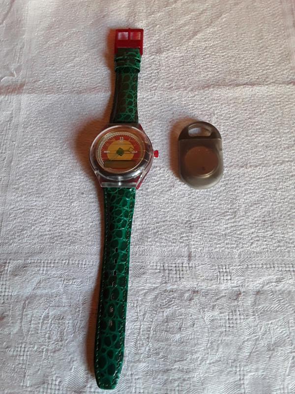 Montre Swatch collector 1996 the beep num rique Vinted