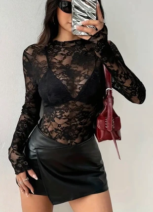 T-shirt élégant, brand: y2k, condizioni: Nuovo senza cartellino, taglia: S / IT 40 / EU 36, €24.00, €25.90 include la Protezione acquisti