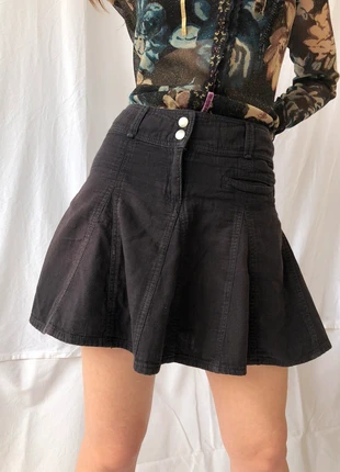 Mini jupe y2k noire, marque: H&M, état: Très bon état, taille: S / 36 / 8, 6,00 €, 7,00 € Protection acheteurs incluse