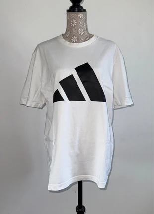 T-shirt blanc adidas pour homme, brand: adidas, condizioni: Ottime, taglia: L, €12.00, €13.30 include la Protezione acquisti