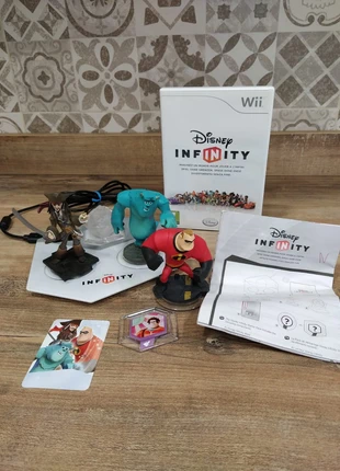 Disney infinity WII Nintendo, con accessori e personaggi, marca: Nintendo, estado: Muito bom, €20.00, €21.70 inclui Proteção do Comprador
