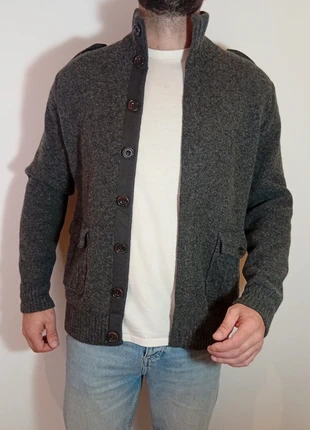 Gilet GAP 100 % laine top qualité taille M très bon état, marca: GAP, estado: Muito bom, tamanho: M, €28.90, €31.05 inclui Proteção do Comprador