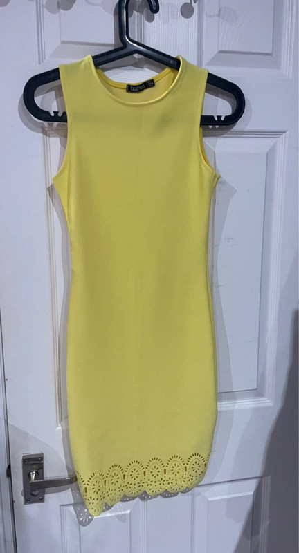 Yellow dress 4