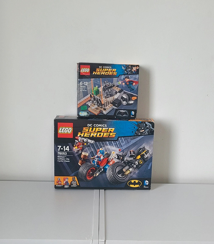 lego dc comics 76044 et 76053 1