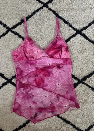 Cute bloemen topje, merk: Cute, staat: Heel goed, maat: S / 36 / 8, € 10,00, € 11,20 inclusief Kopersbescherming