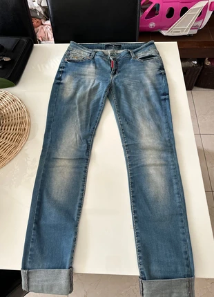 Spodnie Dsquareo rozm 31, marque: Dsquared2, état: Bon état, taille: M / 38 / 10, 8,00 €, 9,10 € Protection acheteurs incluse