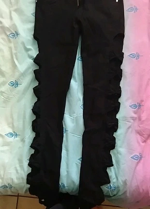 Slim fin noir avec ouvertures à noeuds sur les côtés, marque: Orcelly, état: Très bon état, taille: L / 40 / 12, 15,00 €, 16,45 € Protection acheteurs incluse