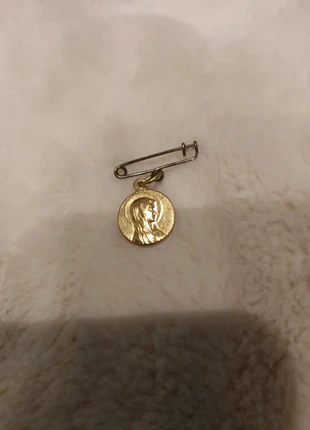 Médaille religieuse Sainte vierge Marie, zustand: Sehr gut, 8,00 €, 9,10 € inklusive Vinted-Käuferschutz