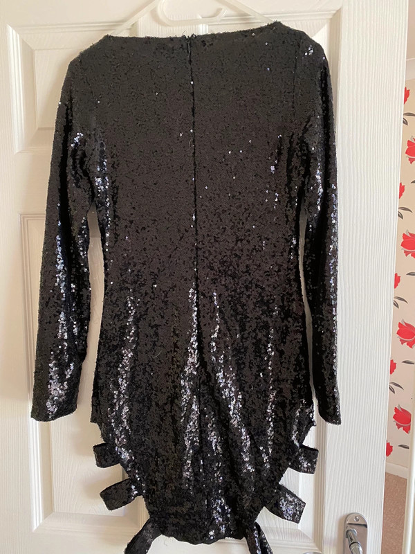 Nicole missguided deals sequin dress