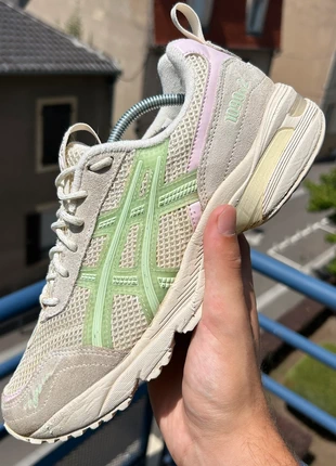 Asics gel 1090 v2 beige & vert - 40,5, merk: Asics, staat: Heel goed, maat: 40.5, € 49,99, € 53,19 inclusief Kopersbescherming