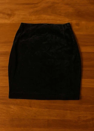 Mini jupe noire Pimkie – Taille 34, marque: Pimkie, état: Bon état, taille: XS / 34 / 6, 3,00 €, 3,85 € Protection acheteurs incluse