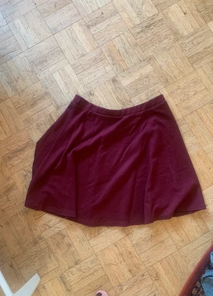 Jupe bordeaux, marke: New Look, zustand: Gut, größe: M / 38 / 10, 2,00 €, 2,80 € inklusive Vinted-Käuferschutz