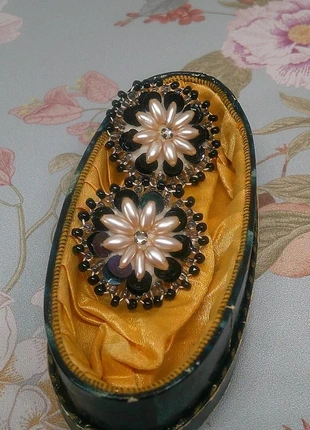 Boucles d oreilles a clips anciennes vintage, marque: ancien, état: Très bon état, 12,00 €, 13,30 € Protection acheteurs (Pro) incluse