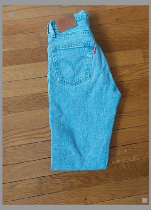 Jean Levi's 501 femme taille 34 fr, marke: Levi's, zustand: Sehr gut, größe: Sonstige, 18,00 €, 19,60 € beinhaltet Vinted-Käuferschutz Pro