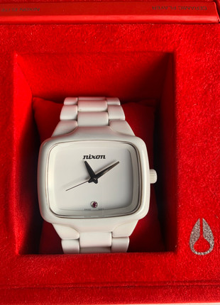 The Nixon Ceramic Player all white analog watch | Vinted
