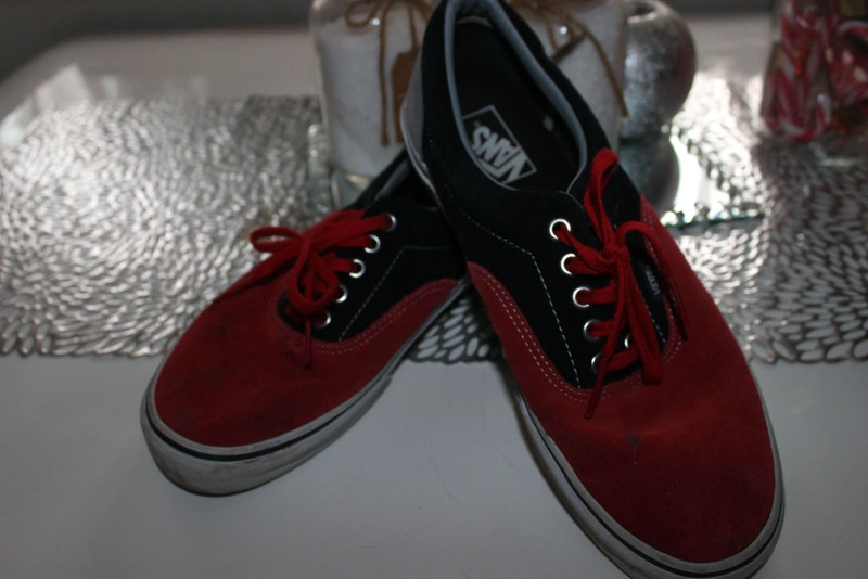 Vans rouge 2