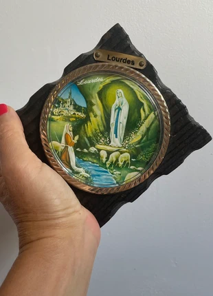 Cadre Vierge Lourdes verre bombé bois sculpté, marque: Lourdes, état: Très bon état, 25,00 €, 26,95 € Protection acheteurs incluse