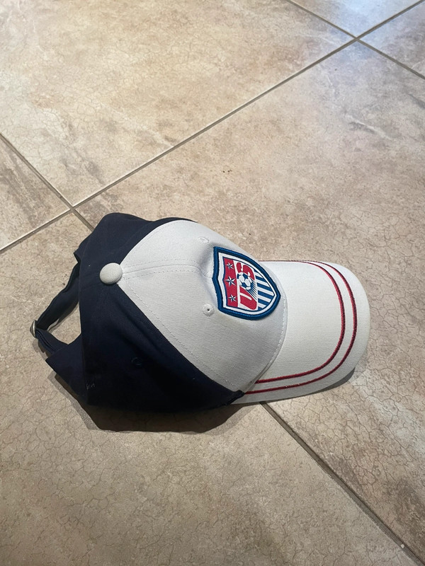 USA adjustable cap. One size. 3