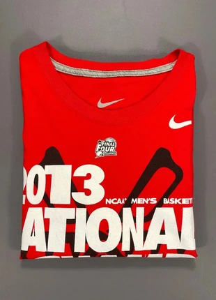 Tshirt Nike final du championnat NCAA 2013 Louisville Cardinals rouge taille M Homme, marca: Nike, estado: Muito bom, tamanho: M, €18.00, €19.60 inclui Proteção do Comprador