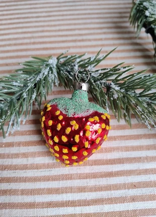 Vintage! Prachtige aardbei kerstbal kerstornament glas, merk: Vintage, staat: Heel goed, € 8,50, € 9,63 inclusief Kopersbescherming Pro