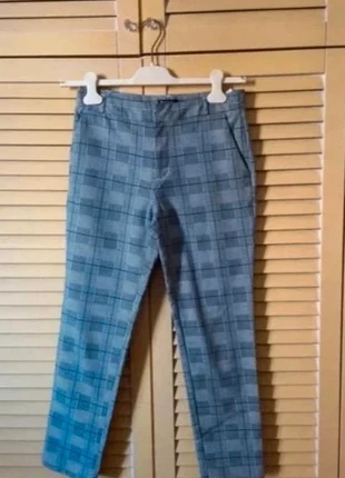 Pantaloni stradivarius, marque: Stradivarius, état: Très bon état, taille: S / 36 / 8, 5,00 €, 5,95 € Protection acheteurs incluse