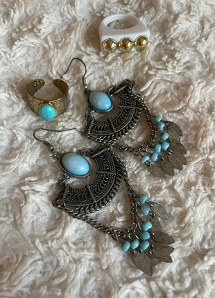 Lot de bijoux bleus et blancs , marke: brigitte bijoux, zustand: Zufriedenstellend, 4,00 €, 4,90 € inklusive Vinted-Käuferschutz