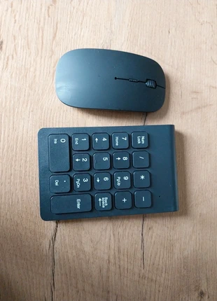 Souris + clavier numérique sans fils (usb), marque: Amazon, état: Très bon état, 8,00 €, 9,10 € Protection acheteurs incluse