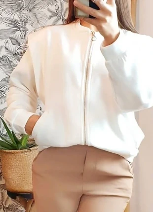 Sublime sweat blanc chic et hyper douillet, brand: Seazon Paris, condizioni: Nuovo senza cartellino, taglia: M / IT 42 / EU 38, €44.00, €46.90 include la Protezione acquisti Pro