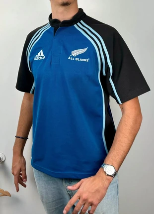 Polo/tee-shirt Adidas All black Vintage 00s logo brodé  Bleu/Noir Taille M, marke: adidas, zustand: Sehr gut, größe: M, 25,00 €, 26,95 € beinhaltet Vinted-Käuferschutz Pro